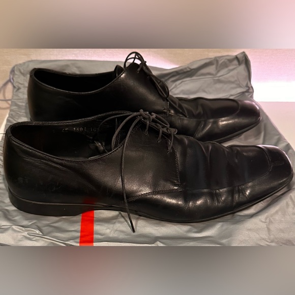 416. Men’s Prada Vintage Black Leather Oxford Lace-up Dress Shoe with Dust Bag - Picture 4 of 16